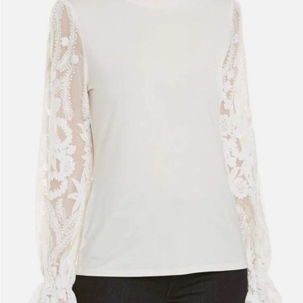 Elegant White Lace Sleeve Top